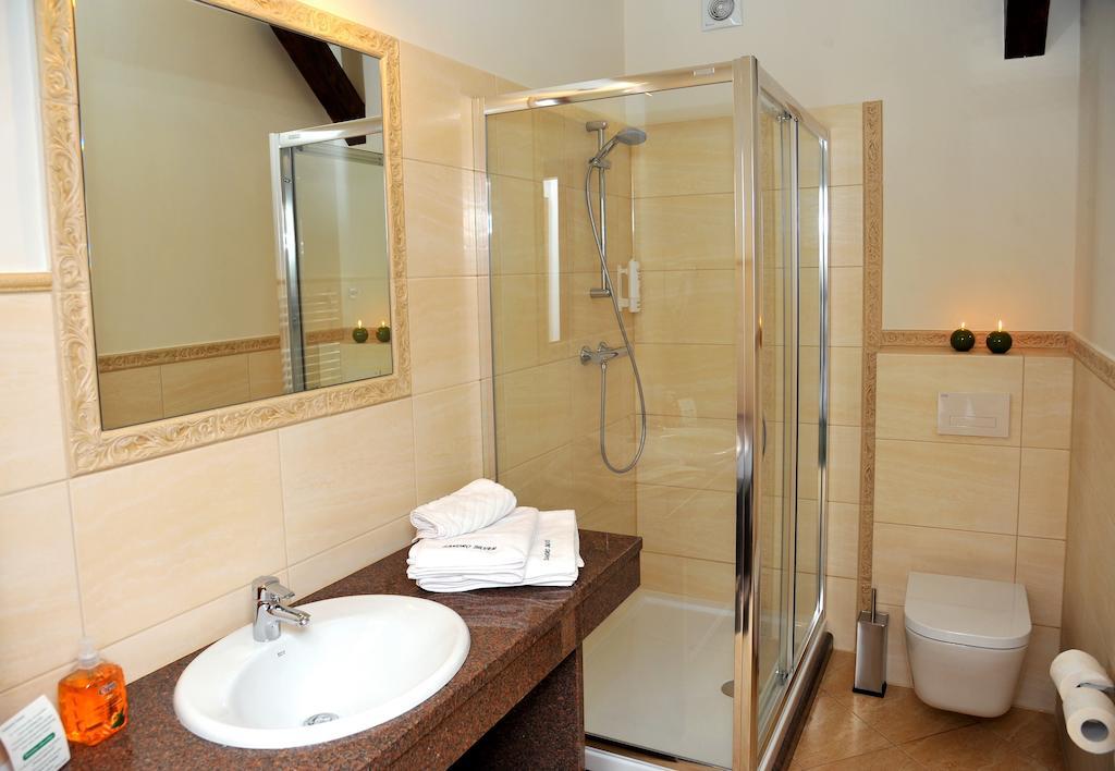 Hotel Sandro Silver & Spichlerz Antoniny เลชโน ภายนอก รูปภาพ