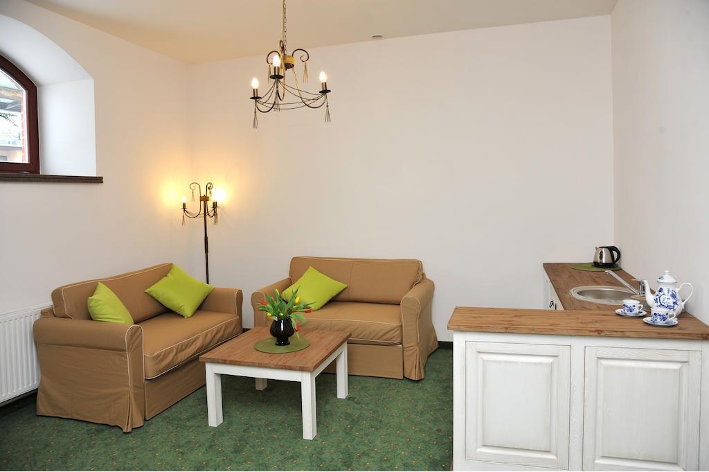 Hotel Sandro Silver & Spichlerz Antoniny เลชโน ห้อง รูปภาพ