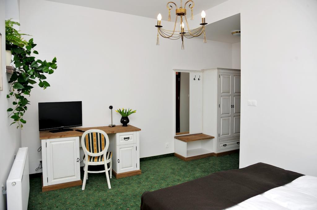 Hotel Sandro Silver & Spichlerz Antoniny เลชโน ห้อง รูปภาพ